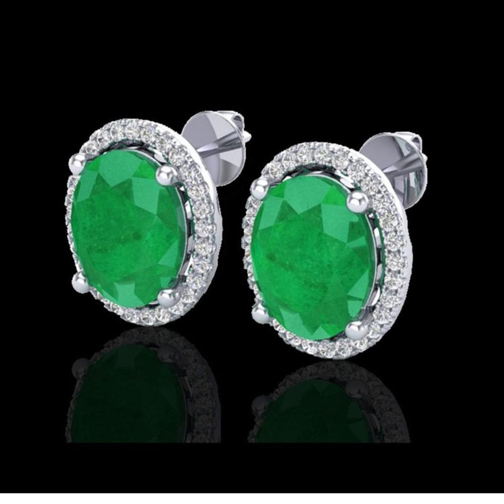 6 Carats Emerald Green Stud Earnings